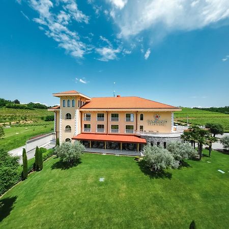 Hotel Venko Dobrovo Eksteriør billede