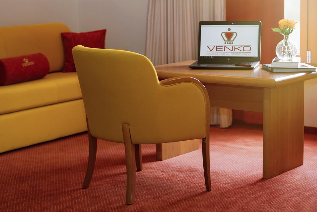 Hotel Venko Dobrovo Eksteriør billede